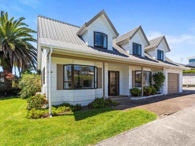 House for sale in Omokoroa, Bay Of Plenty