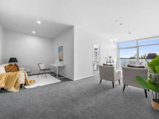 Apartment for sale in Howick