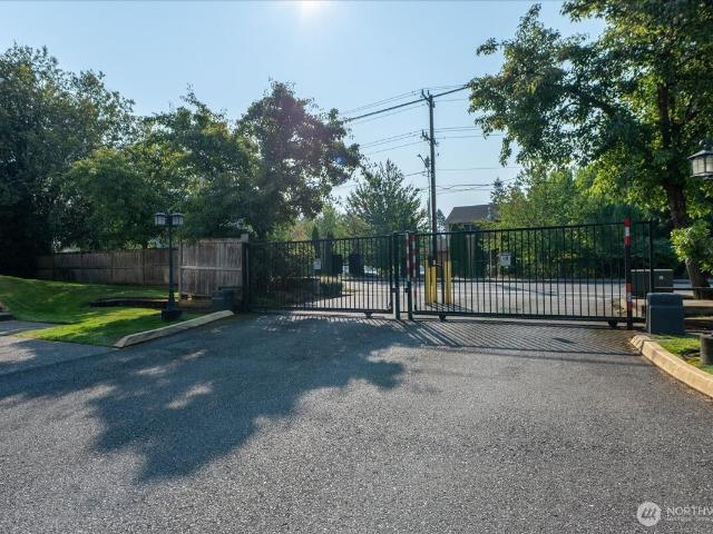 Condo for sale in Everett, Washington