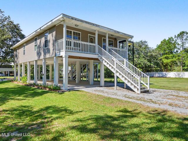 House for sale in Bay St. Louis, Hancock County