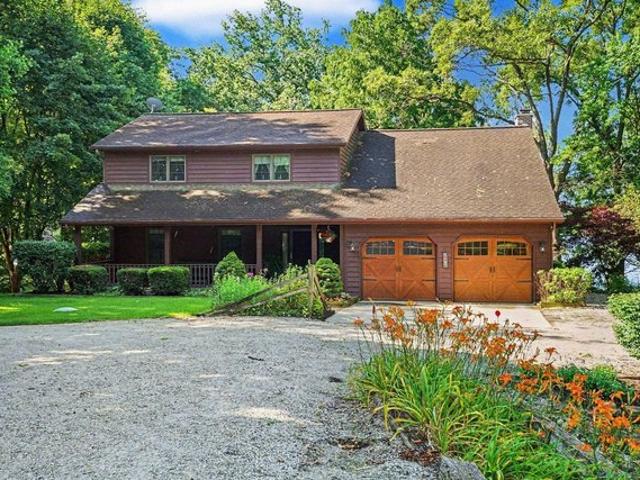 House for sale in Middlebury, Indiana