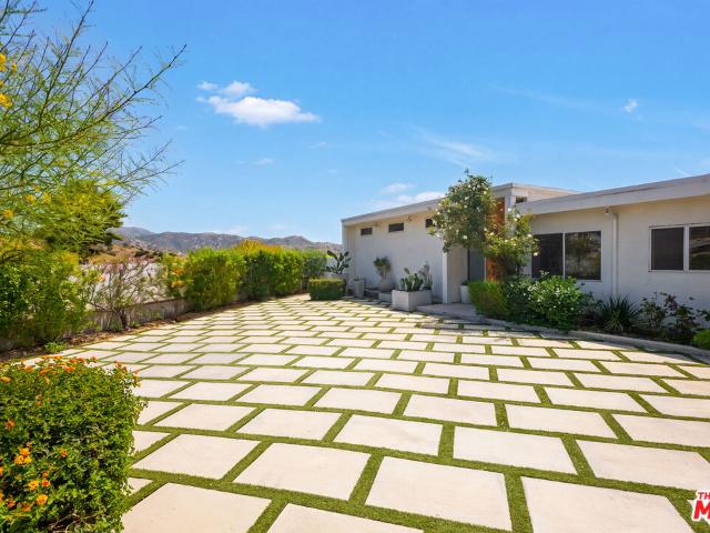 Property for sale in Canoga Park, California