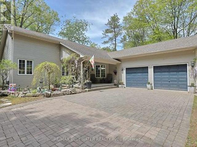 House for sale in Lambton Shores, Ontario