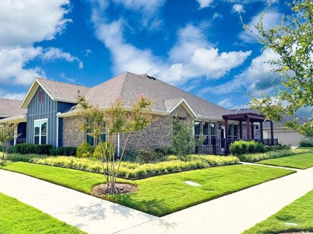 Townhouse for sale in Denton, Texas