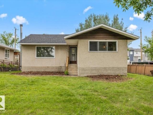 House for sale in Fort Saskatchewan, Alberta