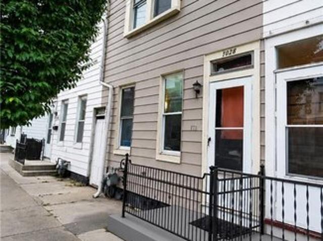 Townhouse for sale in Easton, Pennsylvania