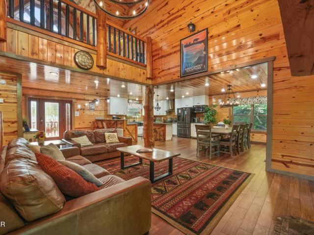 House for sale in Gatlinburg, East Tennessee