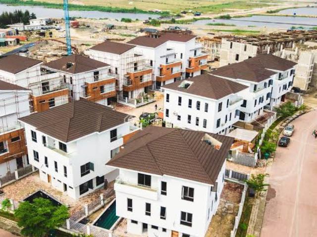 Land for sale in Eti Osa, Lagos