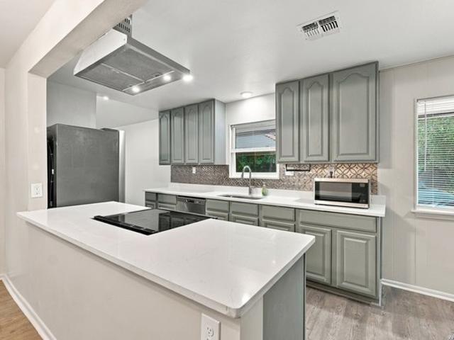 House for sale in Helotes, Bexar County