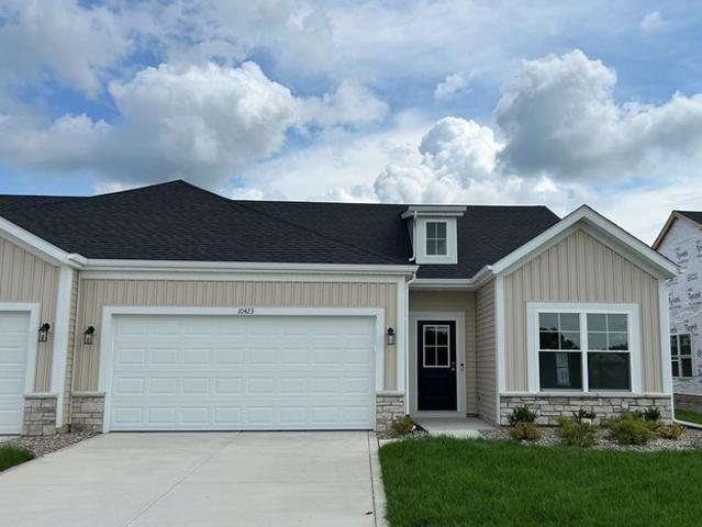 House for sale in Crown Point, Lake County