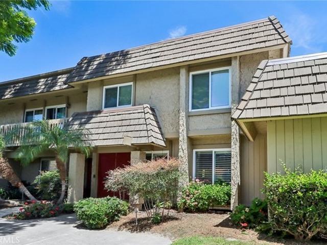 House for sale in Fountain Valley, California