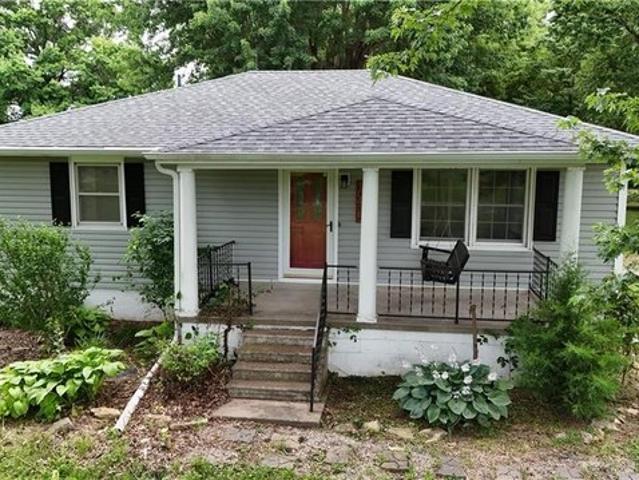 House for sale in Buchanan, Missouri