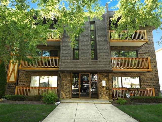 Condo for sale in Oak Lawn, Illinois