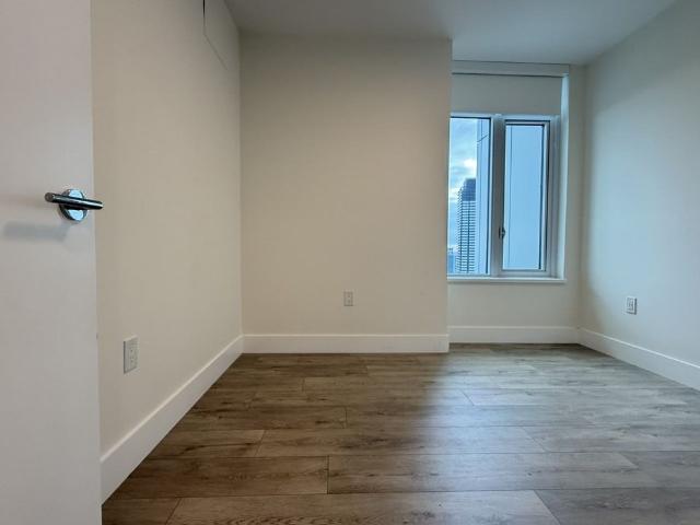 Apartment for rent in City Centre, Surrey