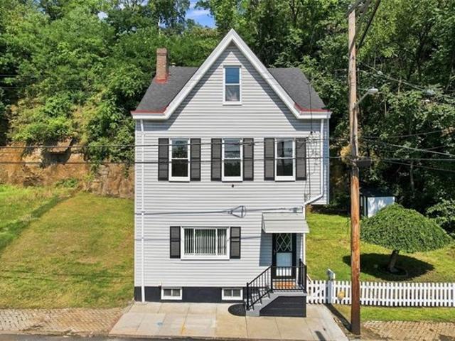 House for sale in Pittsburg, Pennsylvania