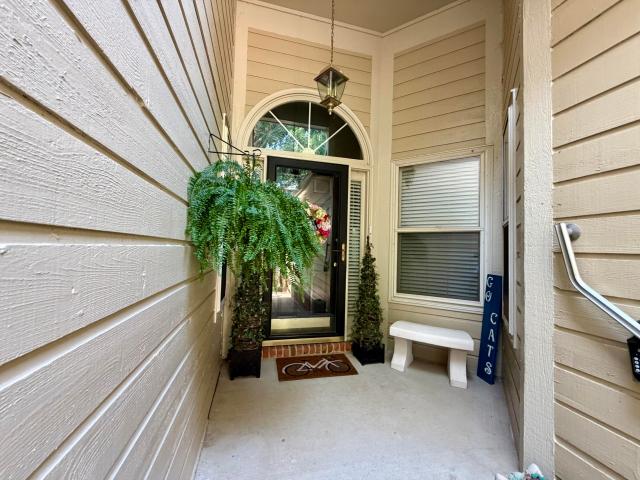 Townhouse for sale in Griffin Gate, Lexington
