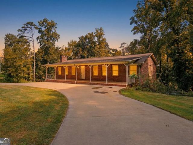 House for sale in Toccoa, Georgia