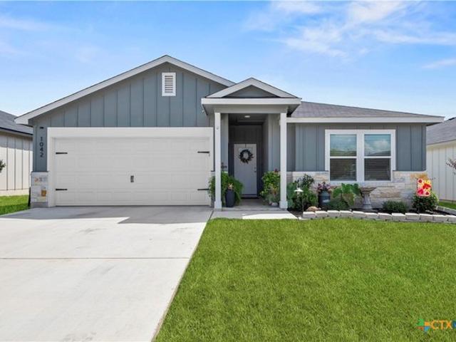 House for sale in Briggs, Texas