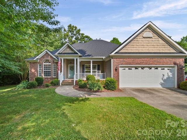 House for sale in Lowell, North Carolina