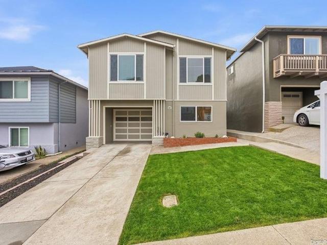 House for sale in Daly City, San Mateo County