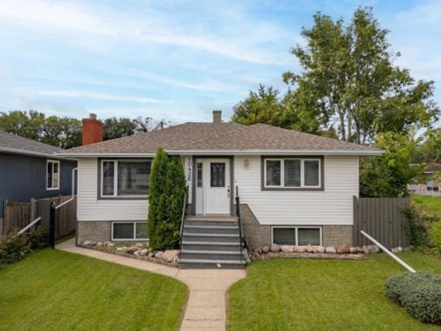 House for sale in Wedgewood, Alberta