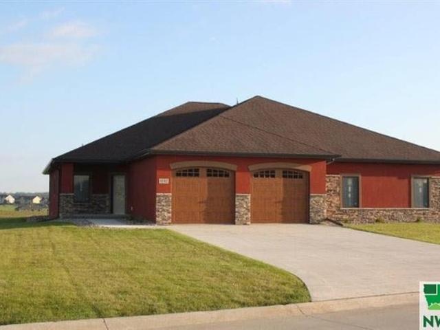 House for sale in Sioux Center, Sioux County