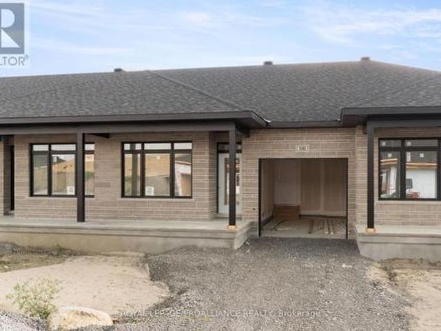 House for sale in Brockville, Ontario
