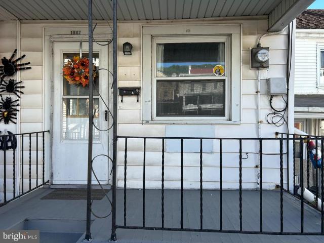 Townhouse for sale in Scotch Hill, Coal Township