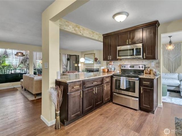 Condo for sale in Lakewood, Washington