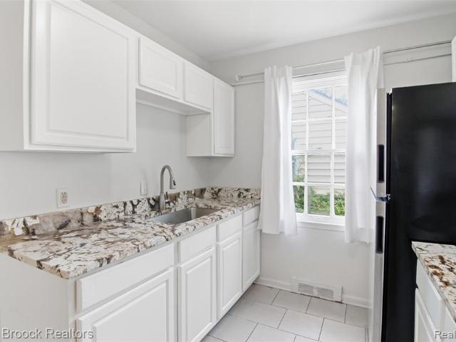 House for sale in Oak Park, Michigan