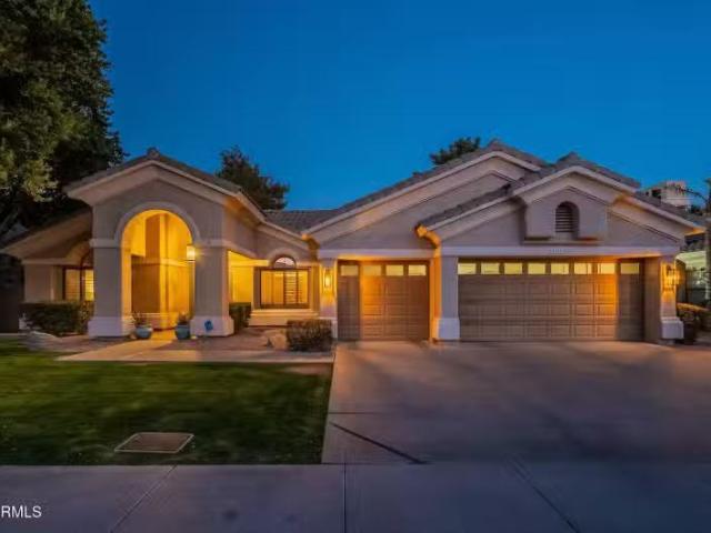 House for sale in Paradise Valley