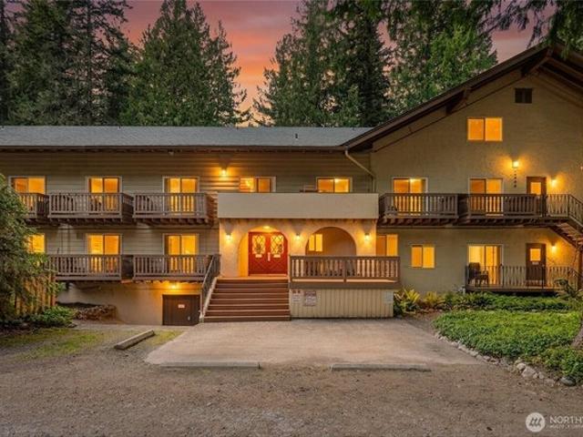 Condo for sale in Washington