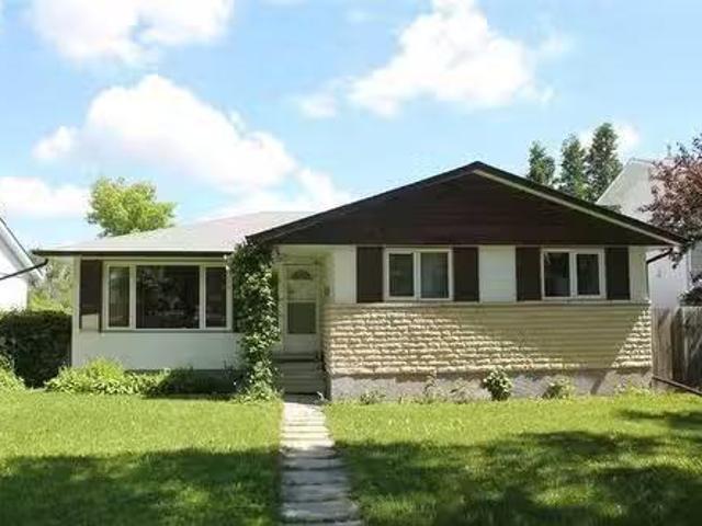 House for sale in East St. Paul, Manitoba