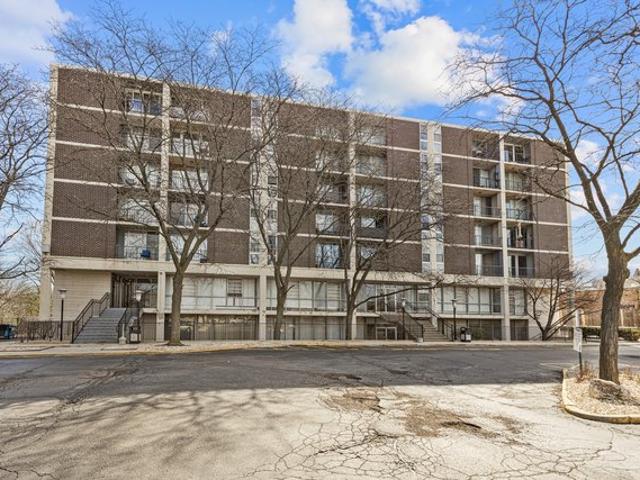 Condo for sale in Bensenville, Illinois