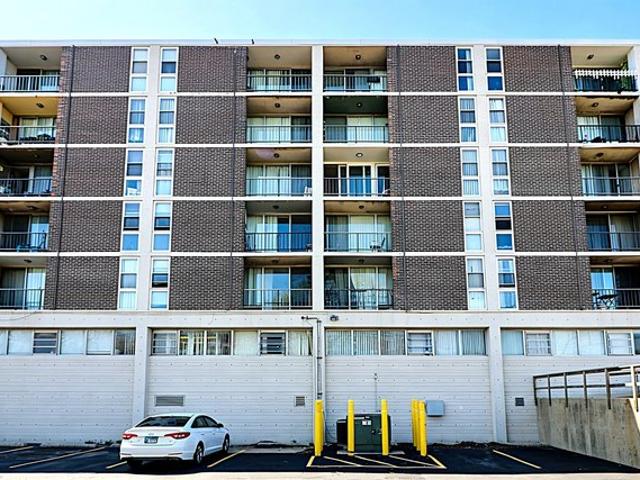 Condo for sale in Bensenville, Illinois