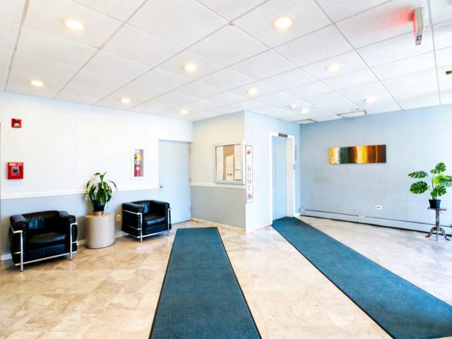 Condo for sale in Bensenville, Illinois