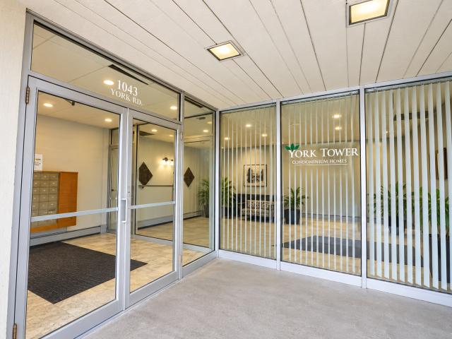 Condo for sale in Bensenville, Illinois
