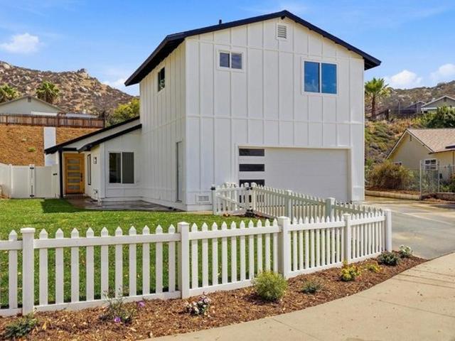 House for sale in Lakeside, California
