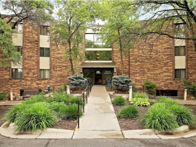 Condo for sale in Hennepin, Minnesota
