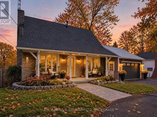 House for sale in Camelot Beach, Wainfleet