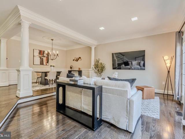 Townhouse for sale in Virginia