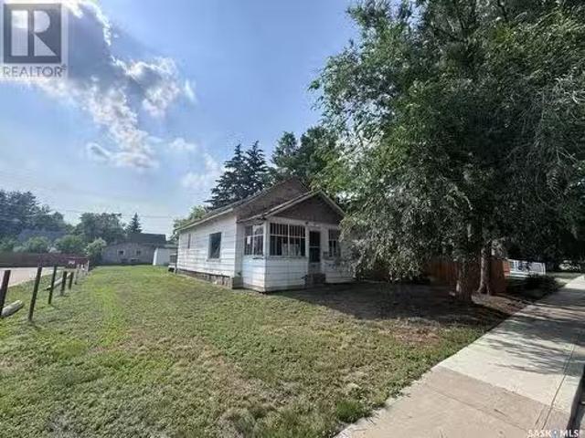 House for sale in Moose Jaw, Saskatchewan
