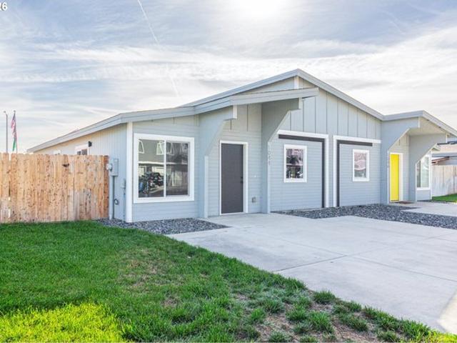 Townhouse for sale in Hermiston, Umatilla County