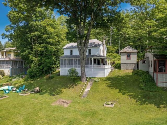 House for sale in Point of Pines, Castleton