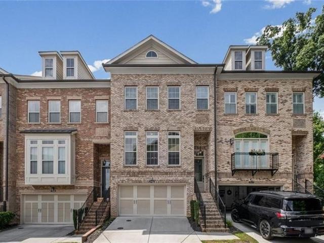 Townhouse for sale in Alpharetta, Georgia