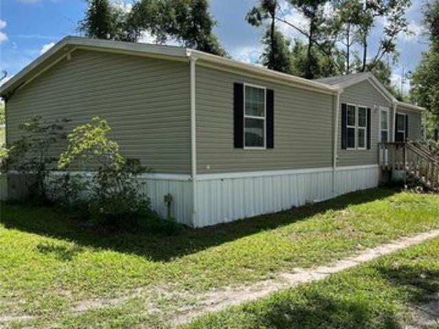 House for sale in Suwannee, Florida