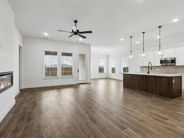House for sale in Ellis, Texas