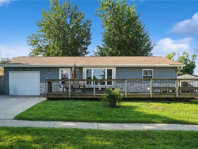 House for sale in Linn, Iowa