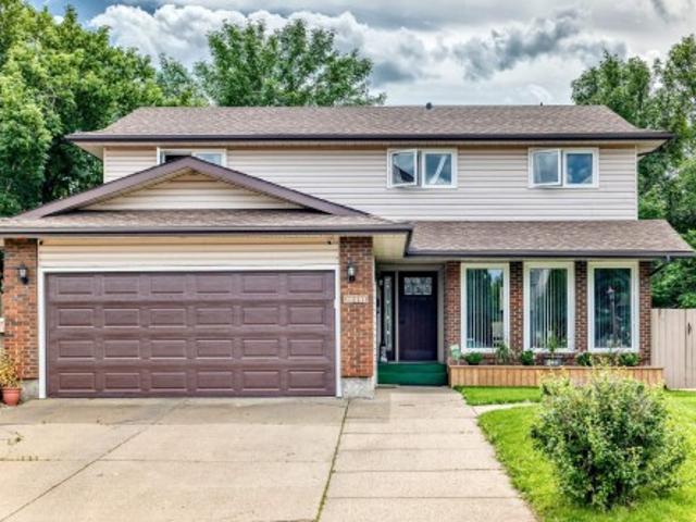 House for sale in Wedgewood, Alberta