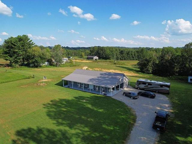 House for sale in Yosemite, Casey County